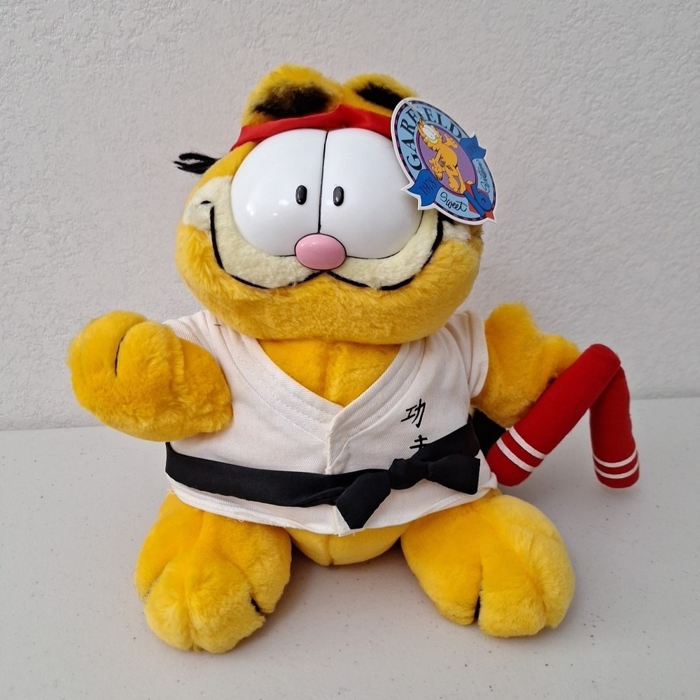 RARE Vintage 1994 PAWS D&G Enterprise Garfield KARATE WITH NUNCHUCKS‎ Plush NWT